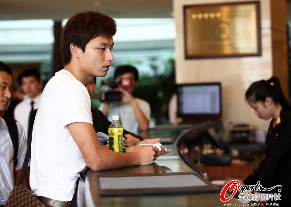 國際籃聯簡直是亂排，個人認為伊朗打不過我們。排名卻比我們高