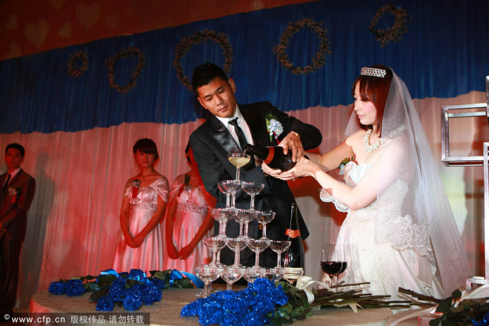 鲁媒：瓦科希望能续约时间更长一些，薪金也能保持在球队顶级水平