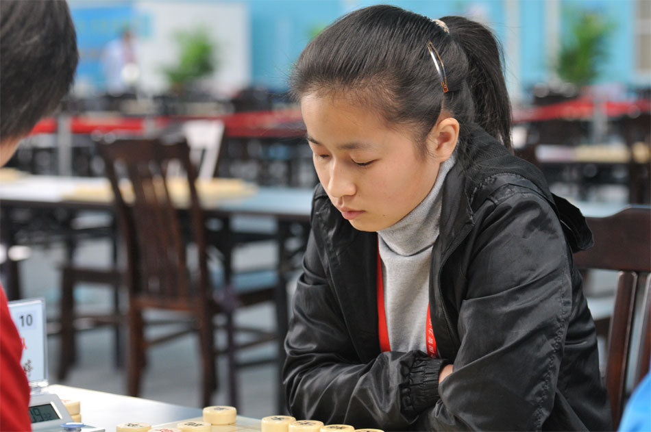 智运会象棋女子赛第2日_高清图集_新浪网