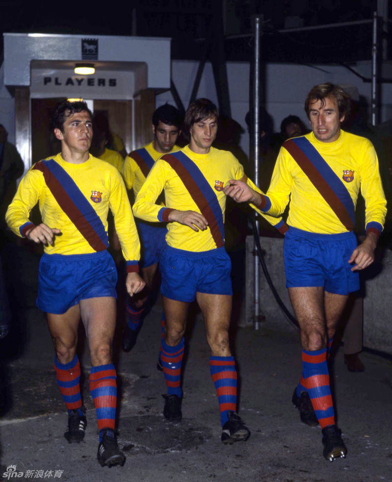 [图]经典老图之克鲁伊夫 骑白马的“王子” - 奥一网，看见了一切