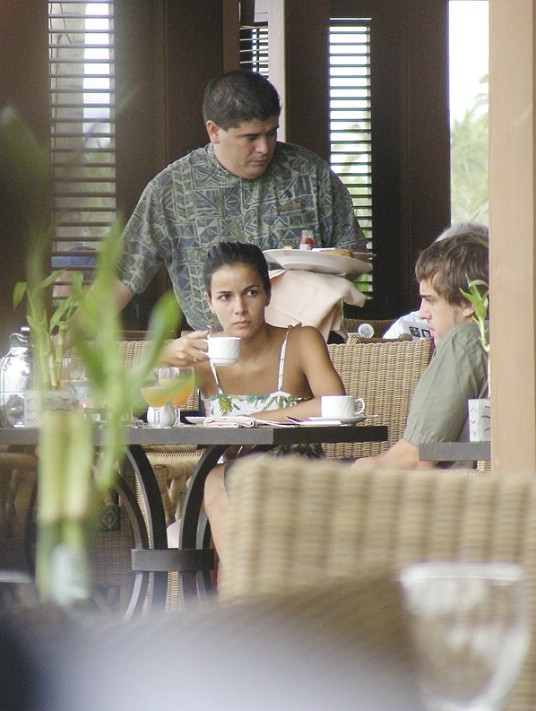 阿隆索和妻子拉奎尔--龙哥的记忆 - 汽车赛事专