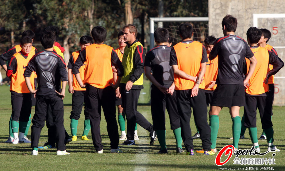 我有個事不理解，歷史第二中單這個位置大家就這么都不想坐？？？