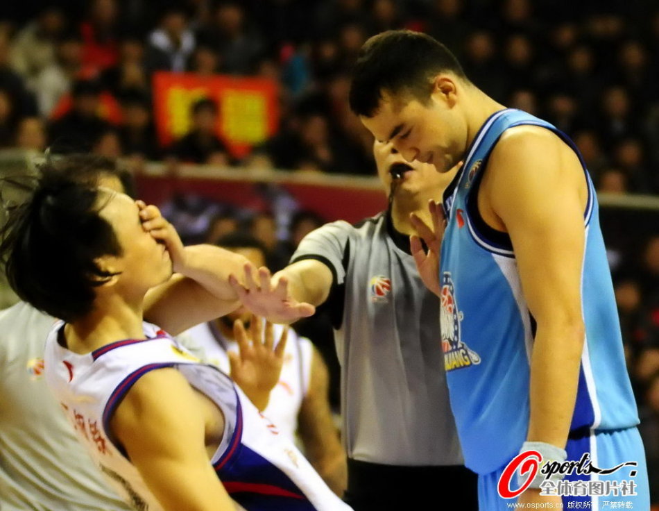 ??馬龍：如果我有投票權(quán)我選約基奇MVP 希望丹佛人民知道這一點(diǎn)