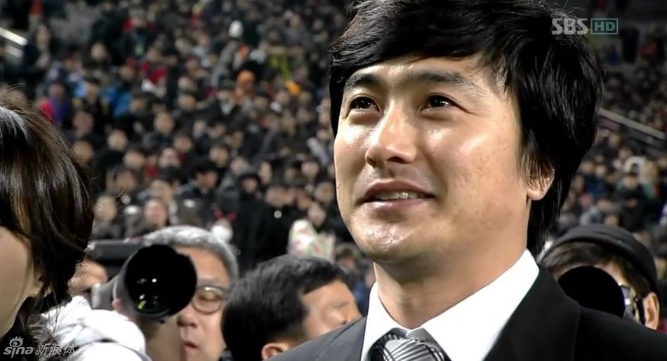 鄂媒：王博豪出生于襄陽普通工人家庭，小學時多次獲得市聯賽冠軍