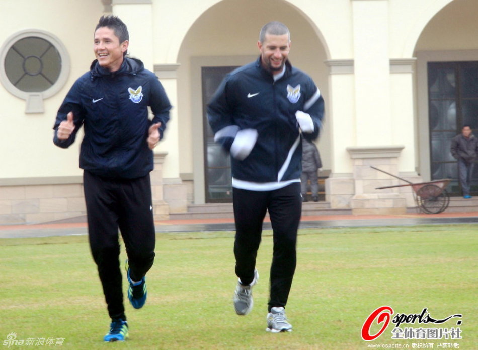 大埔主帅：下半场太快丢球是转折点，我们想反击但后面空间就多了