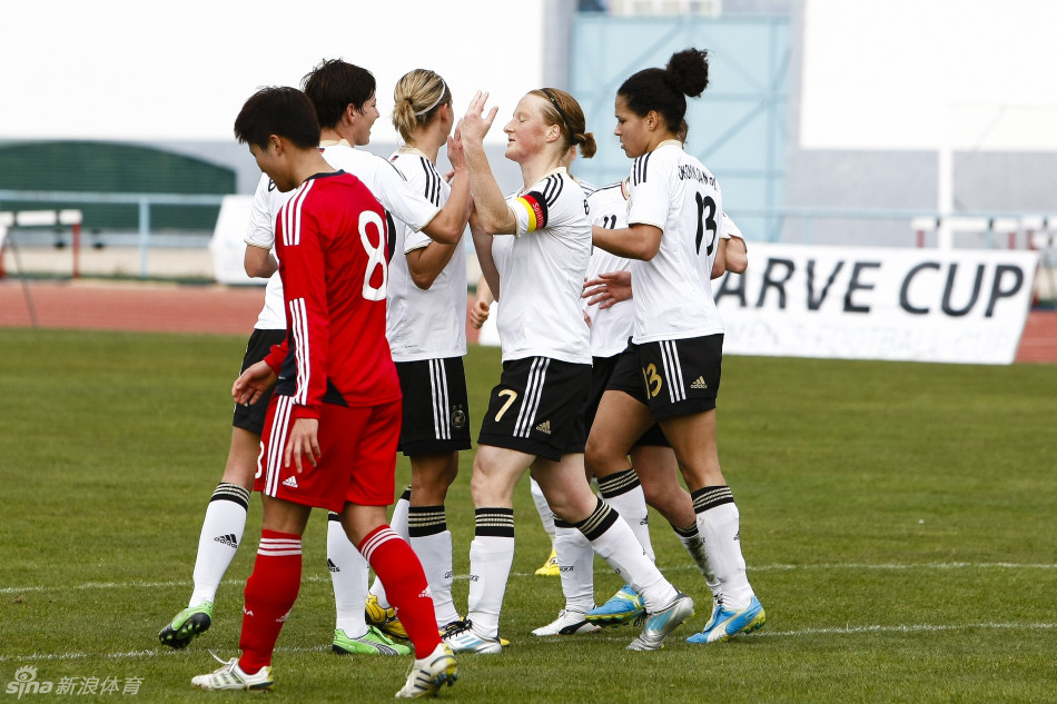 奇才榜眼萨尔用75场砍下1000分100三分100帽，仅次于文班切特