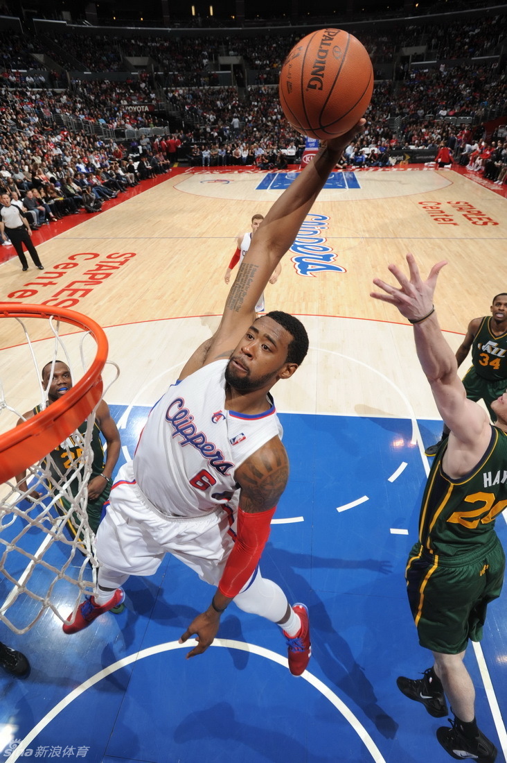 不得不看!最新德安德鲁乔丹各种恐怖暴扣盖帽精彩合辑