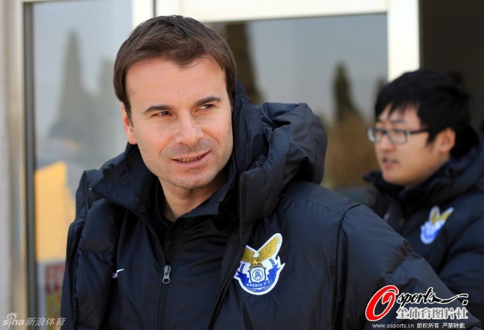 [流言板]AG发布前线训练室速报：哥几个认真备战中