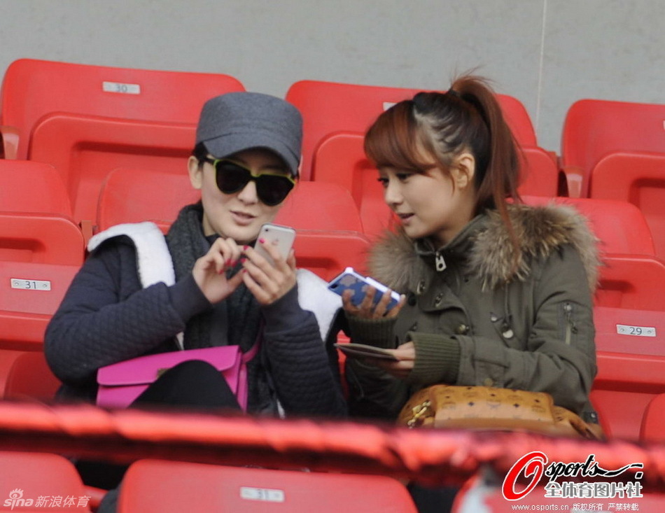 末节崩盘遭活塞逆转！独行侠媒体晒图开喷：尼科