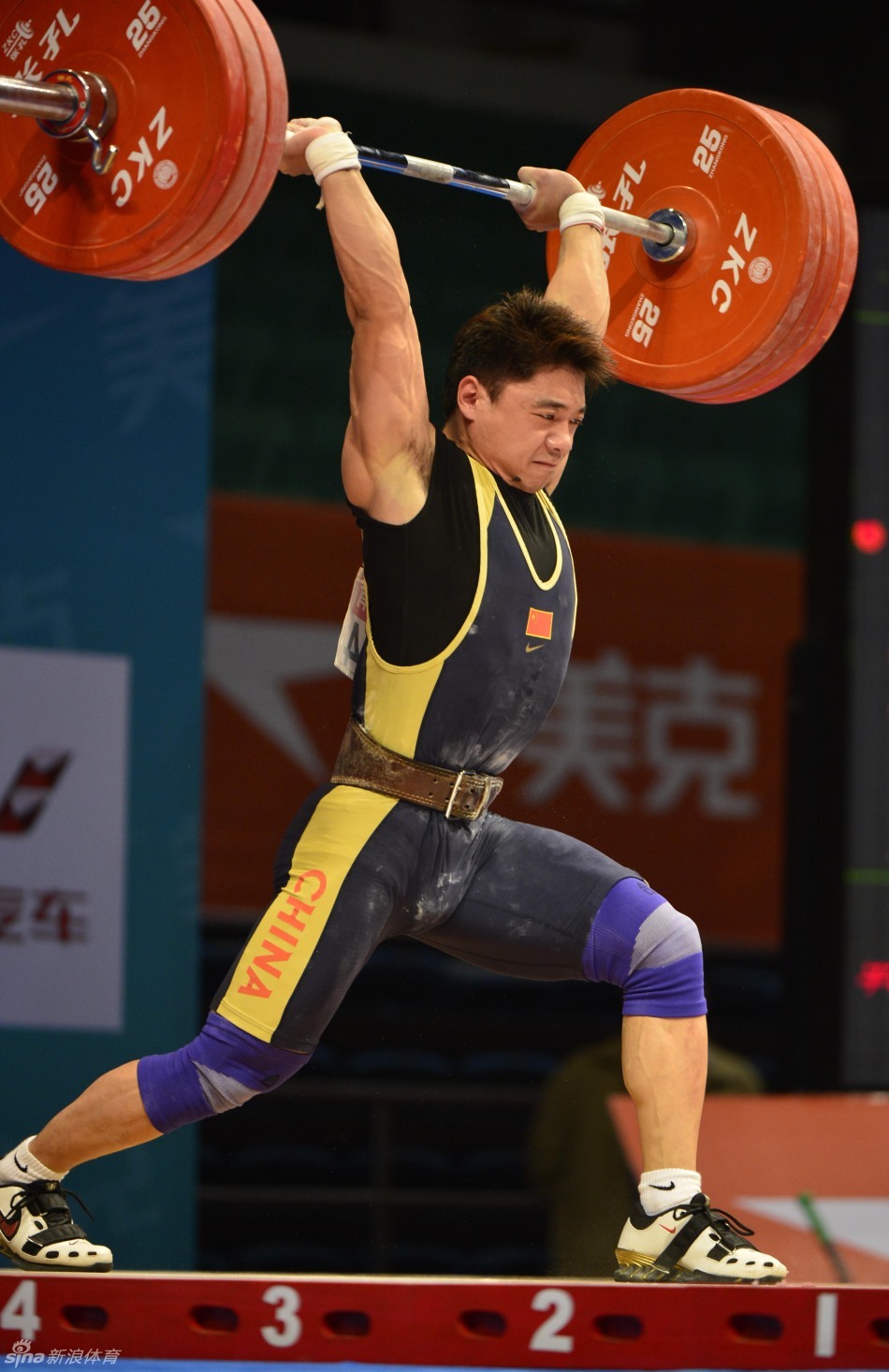 全国男子举重赛62公斤赛况_高清图集_新浪网
