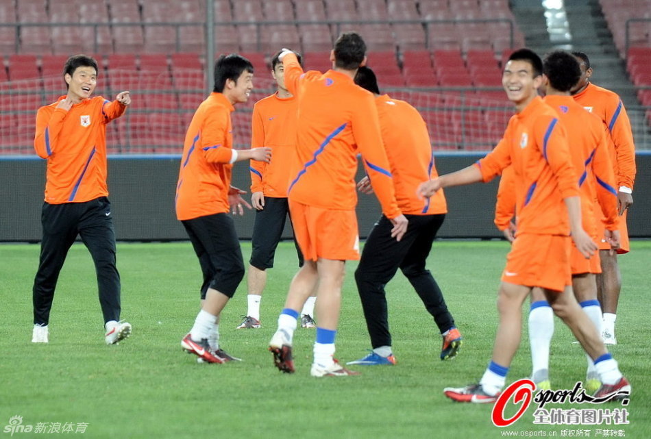 武汉三镇提前确定保级，明日若客负海牛将送亚泰提前降级