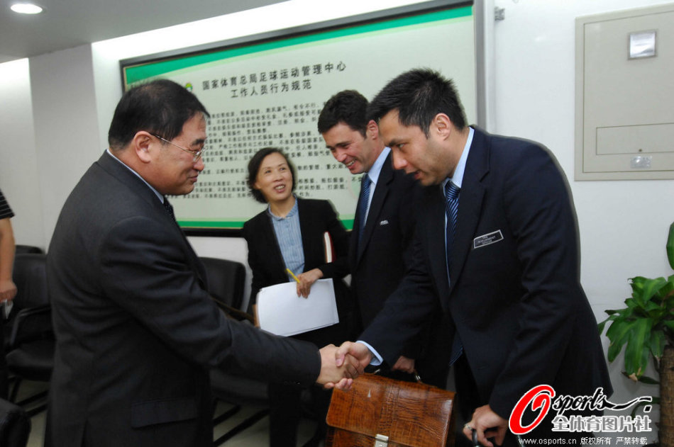 卡扎伊什维利：特别感谢克雷桑给我两次罚点机会，下次再也不罚了