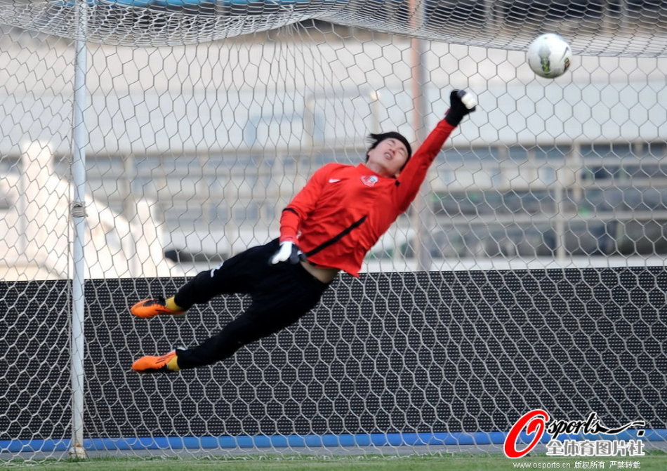 我發現好多火迷不知道一個事情，杜蘭特在太陽就已經開始斷崖式下滑了。