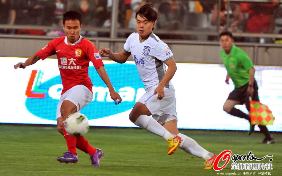 .天津泰达vs广州恒大.最终恒大凭借穆里奇的进