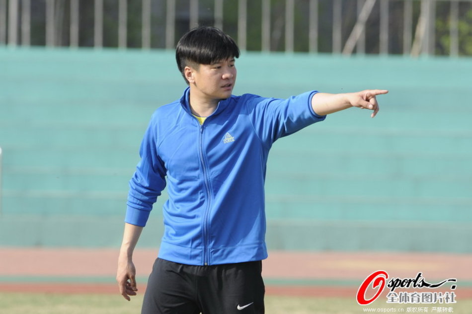 中国选手夺得滑翔伞定点世锦赛团体、个人双金