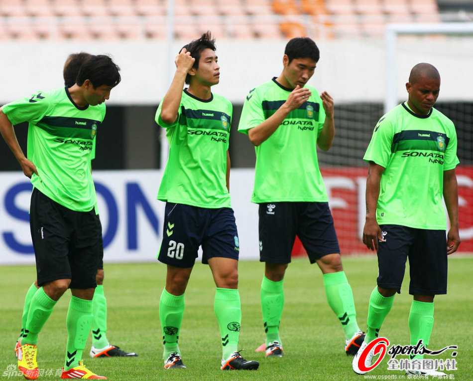 托纳利：很高兴和纽卡续约；不想说要留下10年但我现在很开心