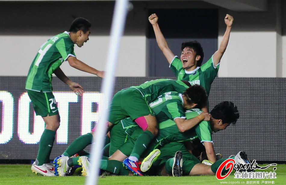 布倫森28+5拉塞爾23+7 尼克斯險勝獨行俠