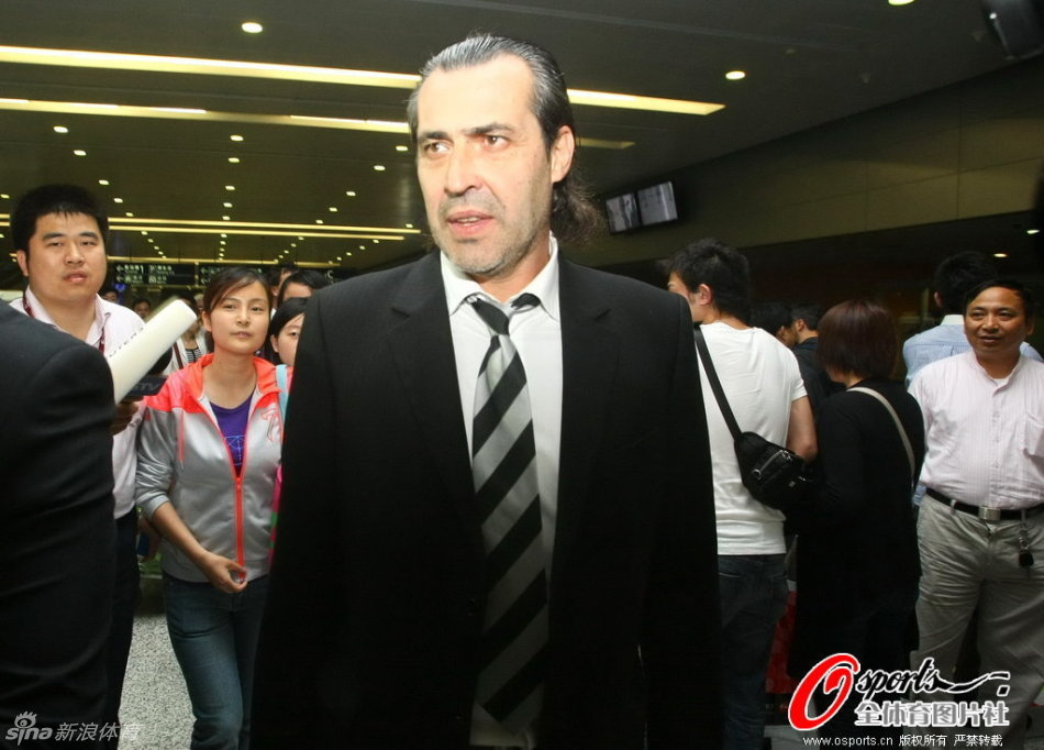 阿根廷教练前途未卜-阿根廷,上海机场,北京时间