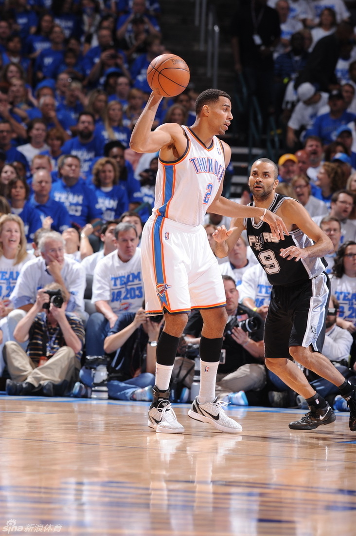 帕克突破分球-北京时间,nba,季后赛