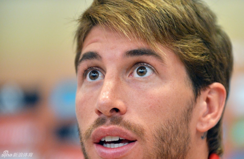 西班牙队新闻发布会 - 新闻中心 - 佛山信息网 |