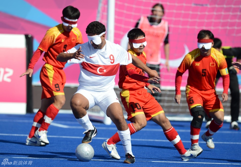 ESPN：湖人已解雇喬伊&杰西·巴斯 正重組籃球運營部門