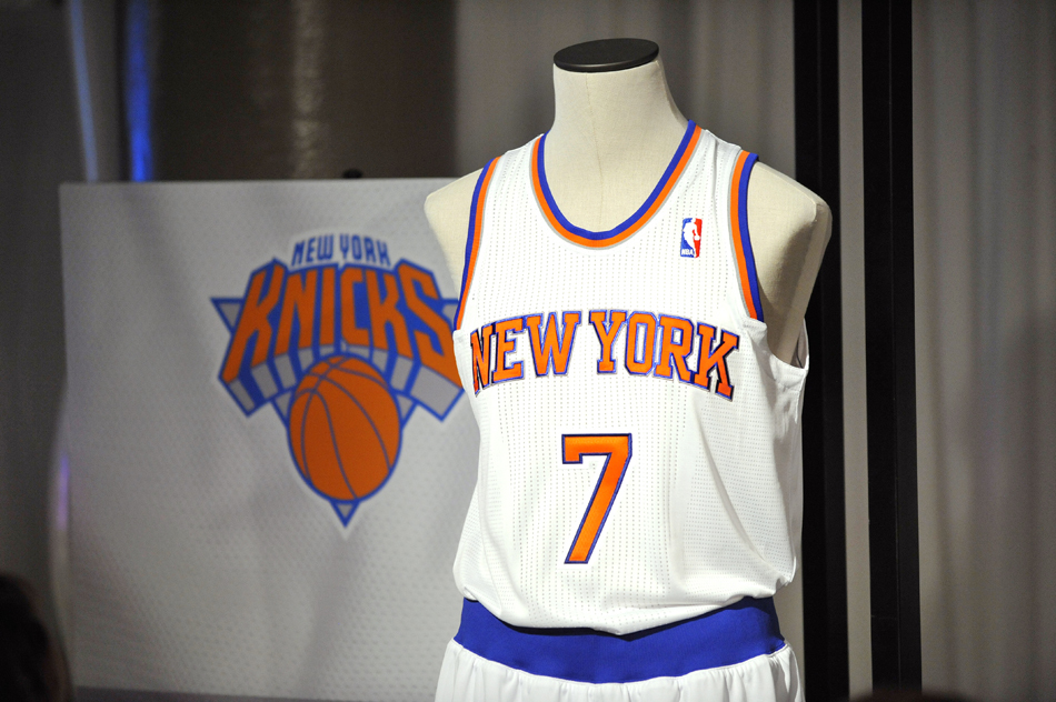 纽约尼克斯球衣7性价比 尼克斯安东尼球衣质量