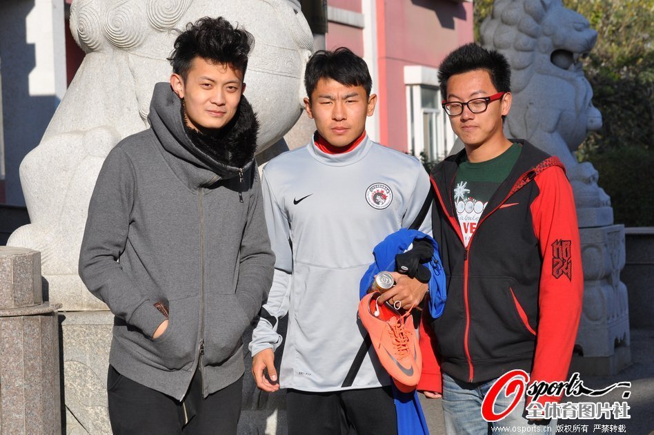 休赛期被交易换科林斯！船记：快船球迷没意识到鲍威尔的重要性