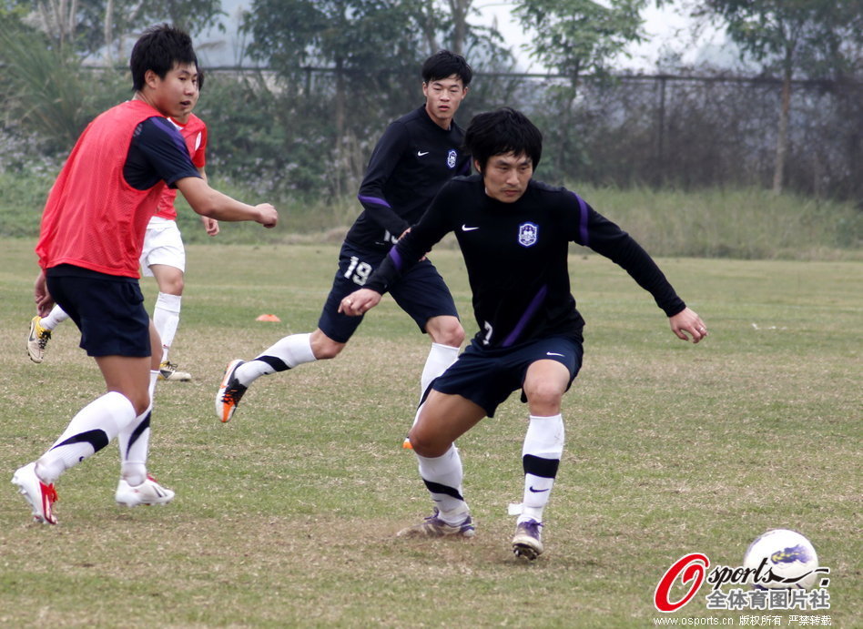 [流言板]杨瀚森翻译：起伏是肯定的&不能指望瀚森每场都像打国王那样
