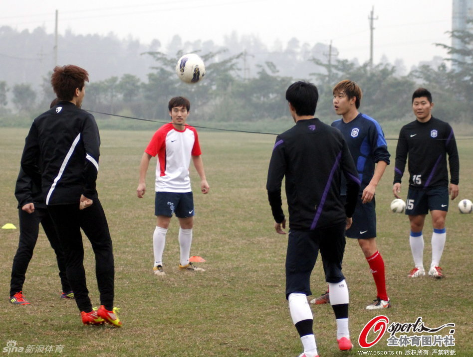 英媒：如果机会出现，利物浦、阿森纳和切尔西会追求伊尔迪兹