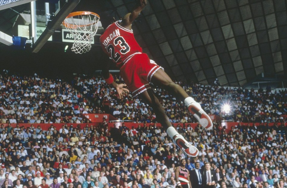 乔丹飞人壁纸_图片素材