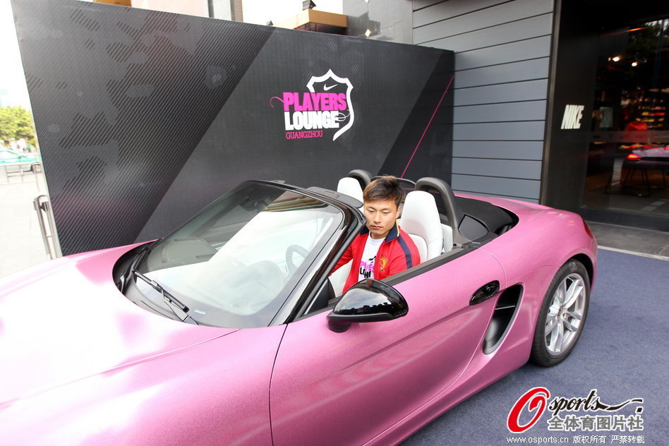 不是哥们？波蒂斯：字母哥见义勇为？假的！是真的TMZ早曝视频了