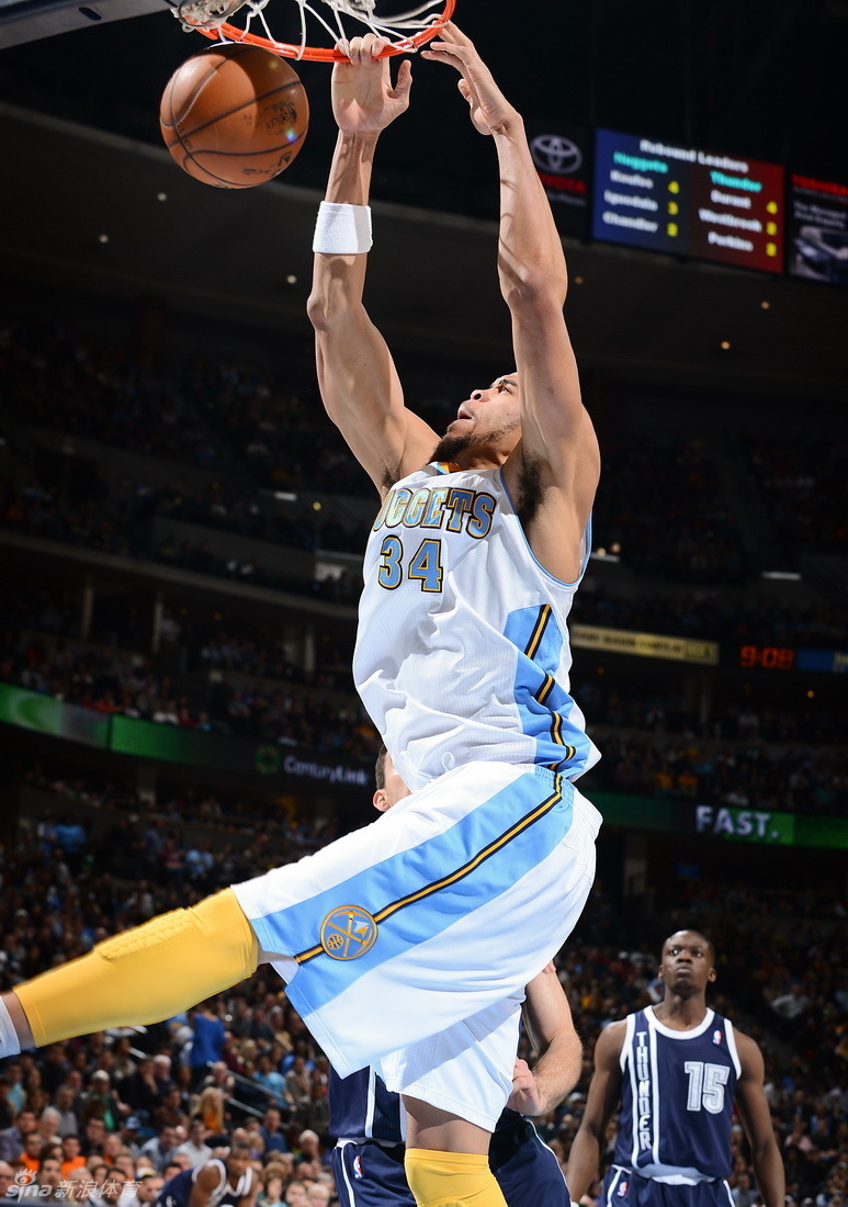 麦基怒砸篮筐_中搜论坛_东西南北中、搜罗天