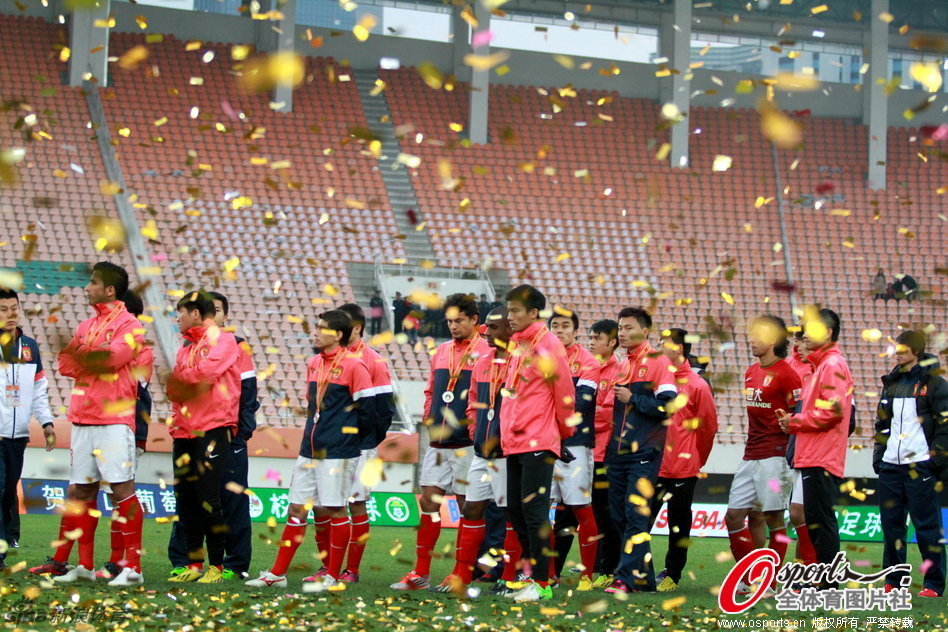 45岁少帅！西海岸总经理：外界传言的郑智确实是球队主帅候选之一