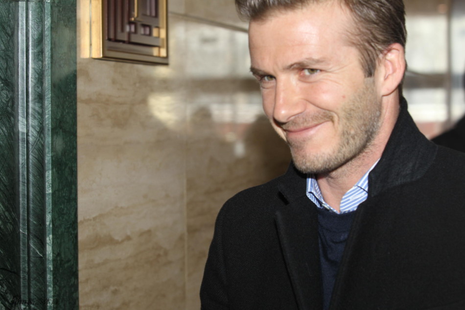 以军对加沙地带南部的哈马斯目标发动袭击