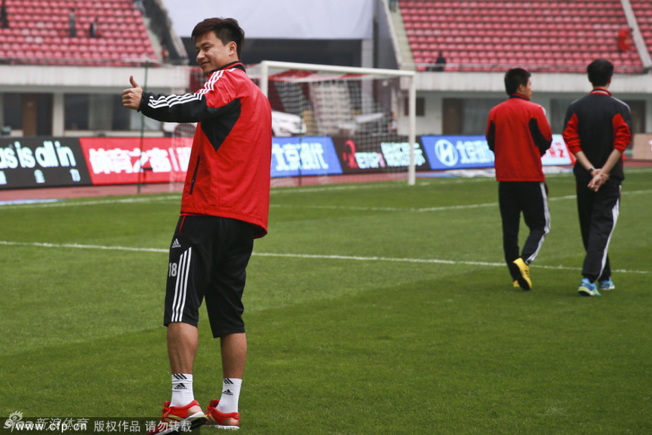 塞尔电台：切尔西近期询问恩德里克情况，但球员大概率外租去里昂