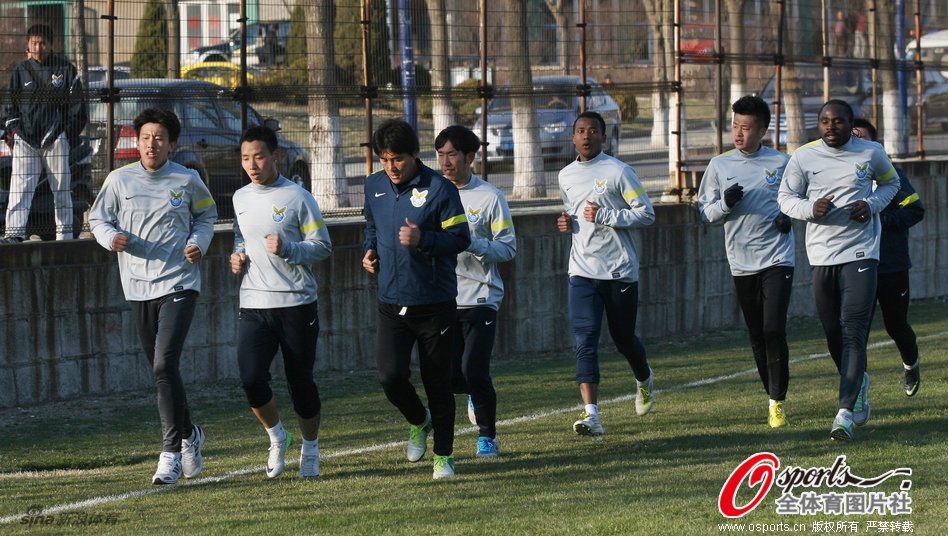 斯波谈约基奇：他掌控着比赛的每个环节 赢下了所有这些较量