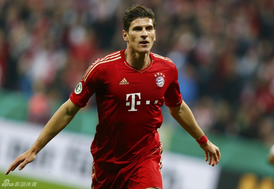 德国杯半决赛-拜仁6:1沃尔夫斯堡