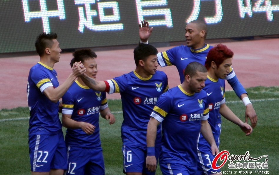 這次又被火箭打爆了！騎士還打算讓替補鋒線留在輪換陣容中嗎？