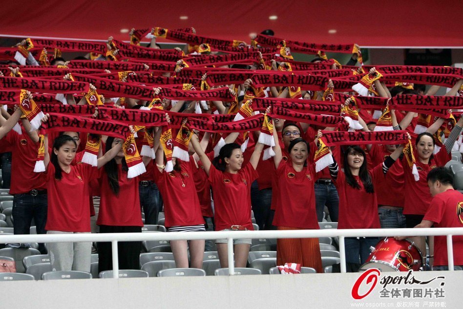 上海上港球迷年卡图片