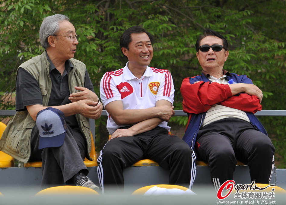 msi這玩意誰愛拿誰拿，要是t1全力拿下msi，你還能在這看到速龍？