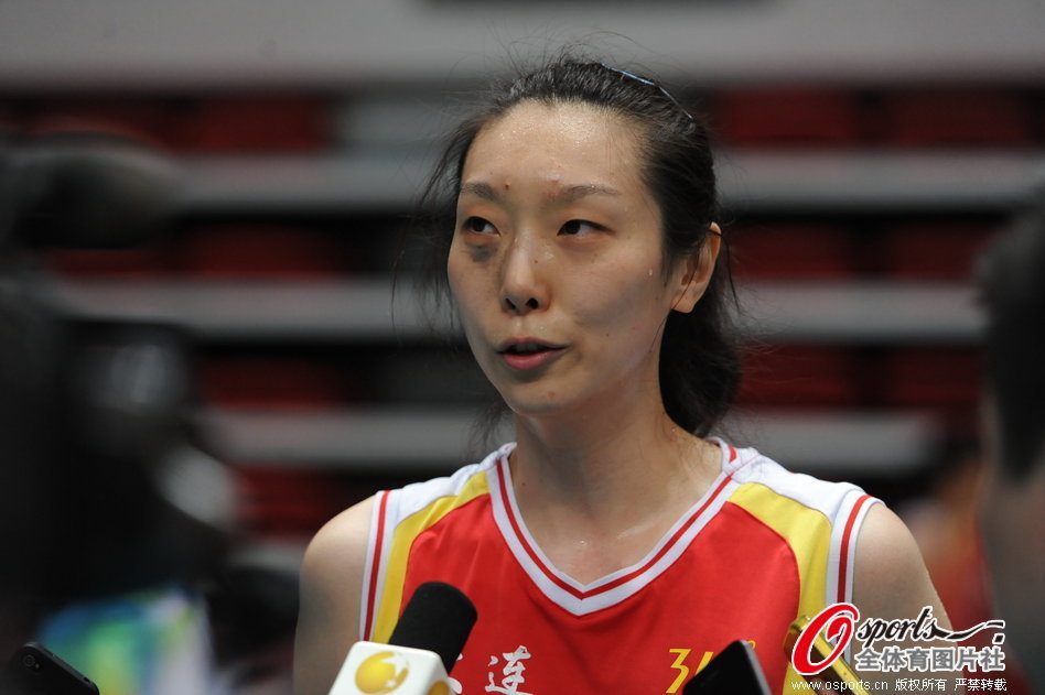 女排测试赛:辽宁一队3:0胜辽宁二队