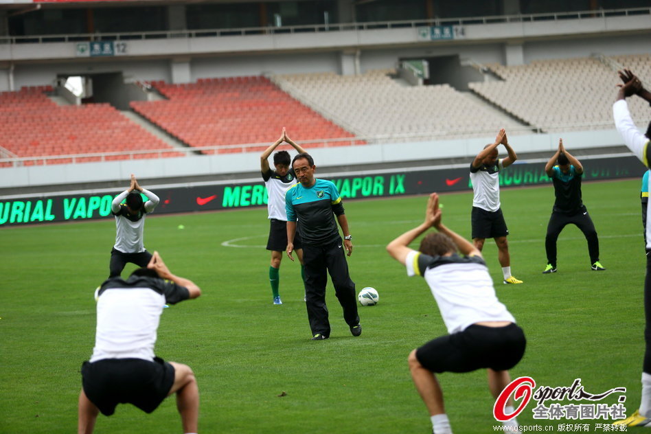 我一人打一隊！愛德華茲第三節9中7怒轟19分 太陽全隊才19分