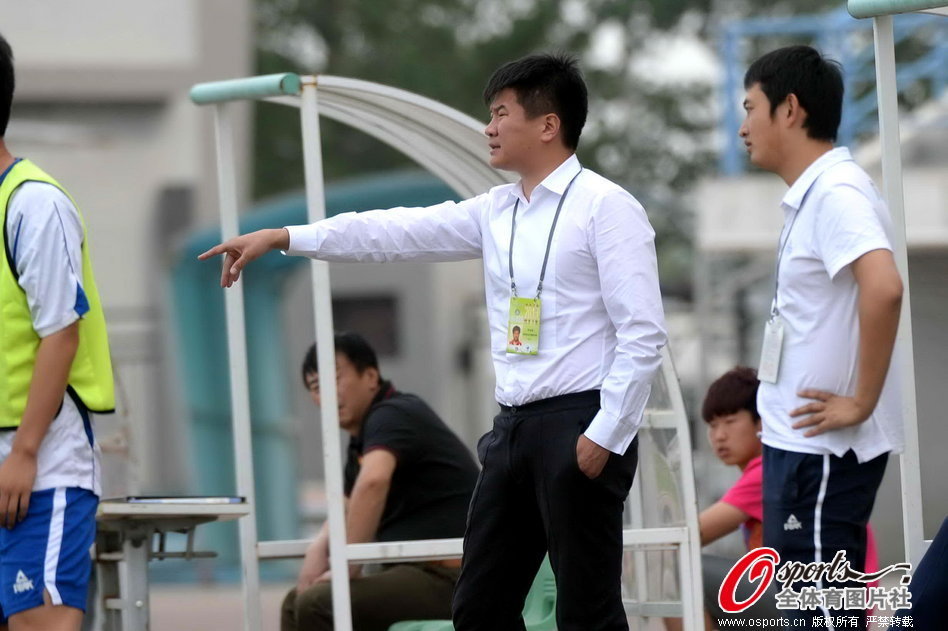 rookie和doinb之間的矛盾到底是誰的問題