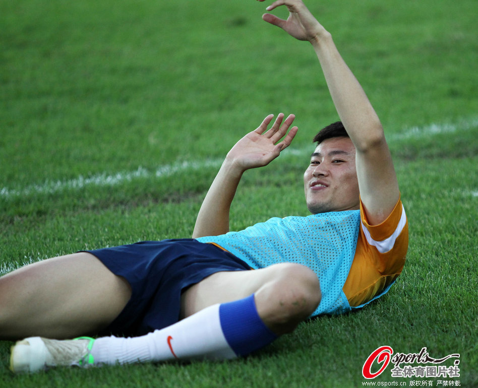 北京连败第一罪人！两战35中8还丢关键罚球 廖三宁男篮席位或动摇