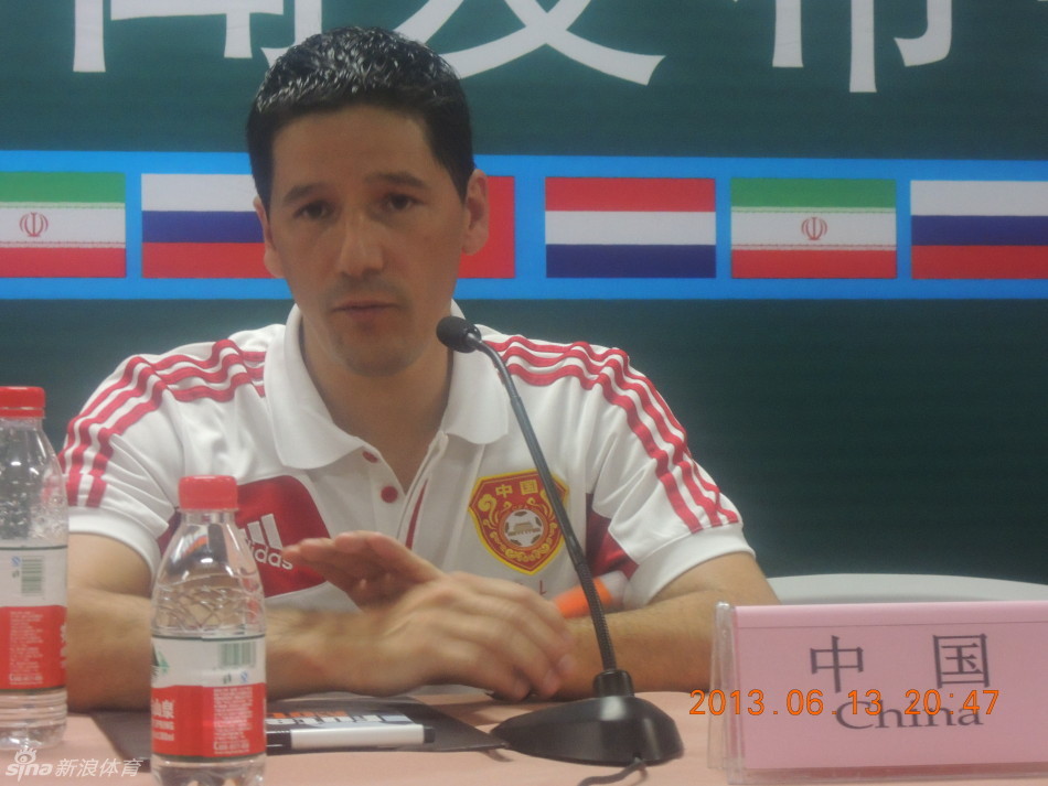 中国体操队世锦赛第二金 张清颖女子平衡木夺冠