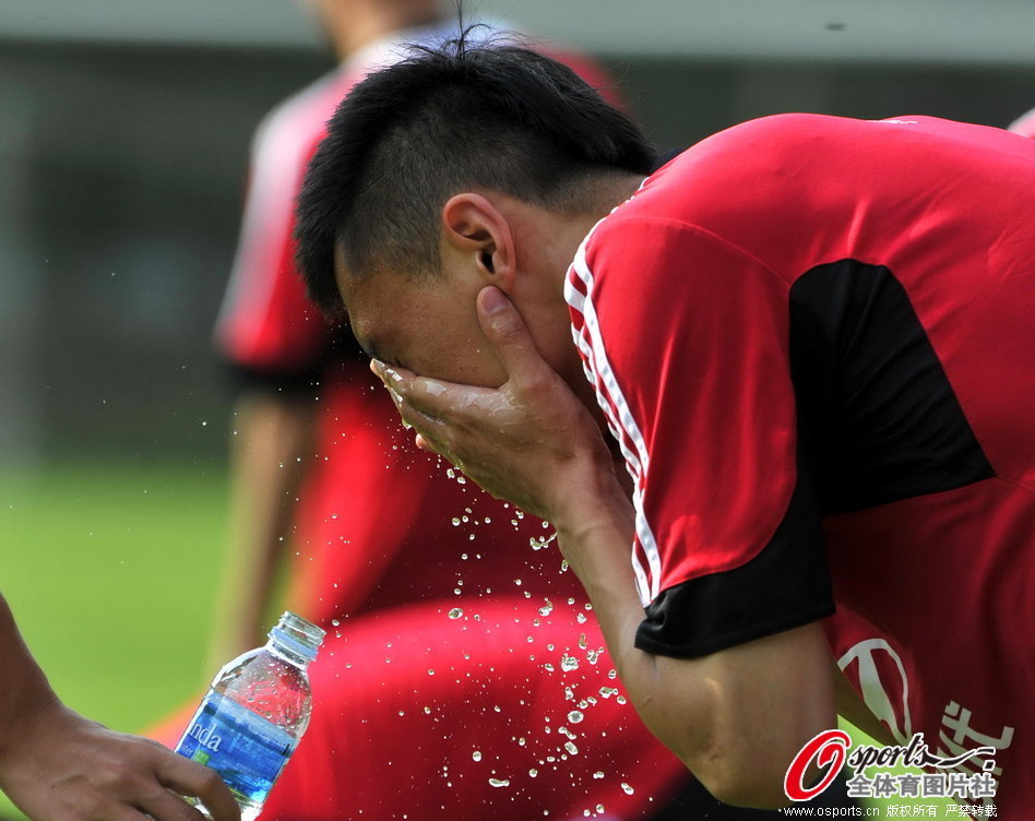 上季亞軍終結8連??！步行者3人20+力克黃蜂 三球18+7+9