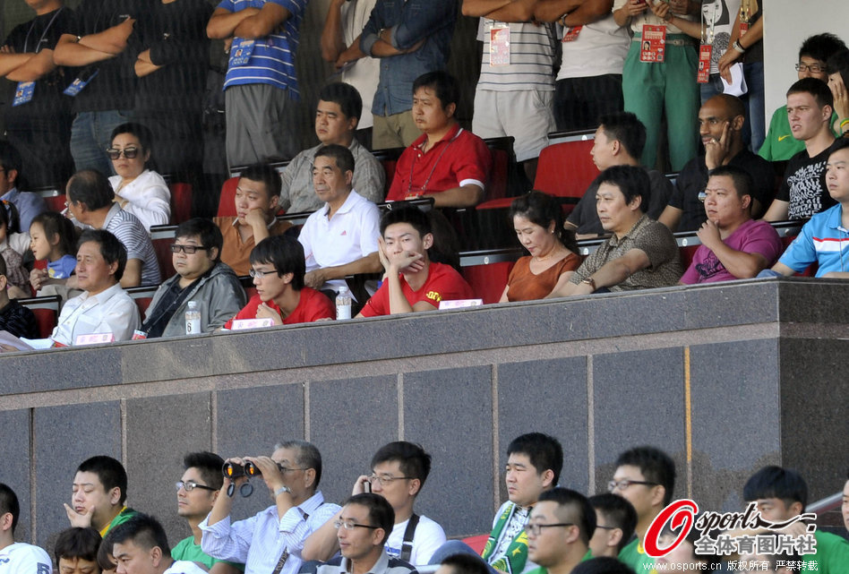 一劍封喉，武切維奇27分8板&壓哨三分絕殺開拓者