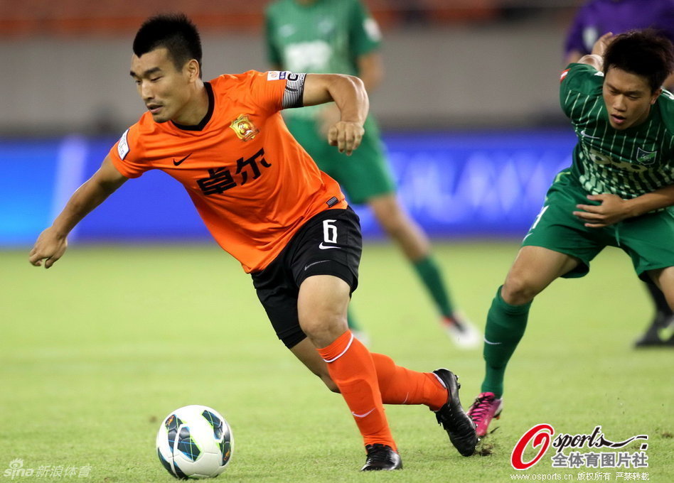 第十届北京晚报百队杯青少年篮球赛开赛