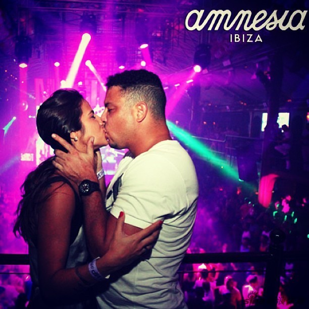 罗纳尔多女友私房照