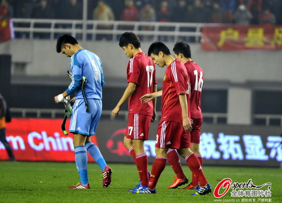 伊朗队与西班牙队比赛首发名单?